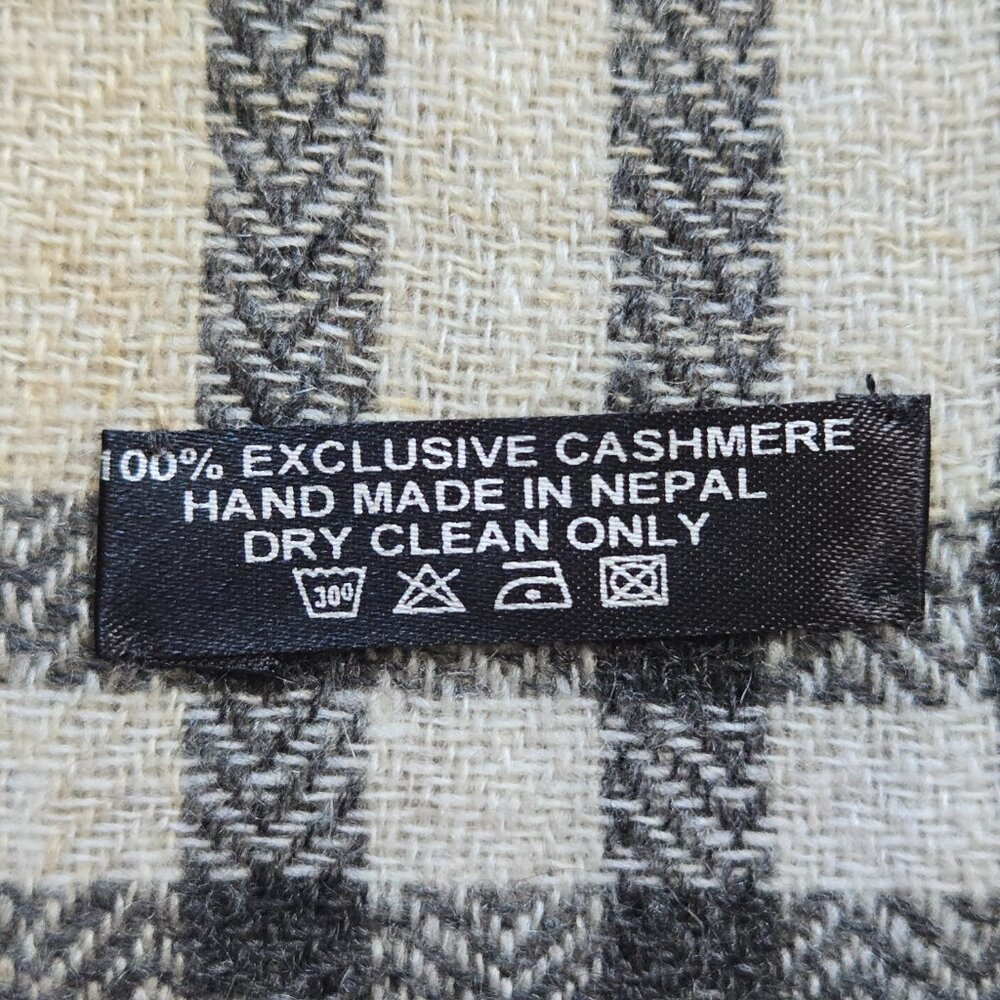 NWOT Cashmere Scarf Tan Plaid Nepal Open Weave Detail at Ends - Picture 2 of 13